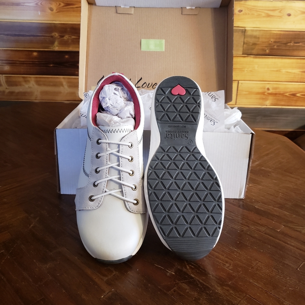 Sanita Womens 6.5 Sneaker